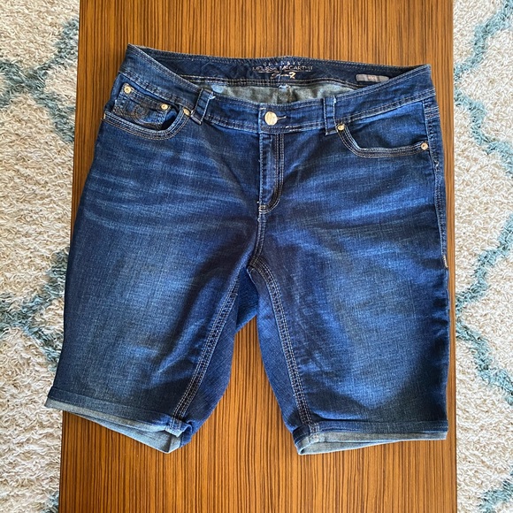 Seven7 Pants - Seven7 Melissa McCarthy Boot Jean Shorts 20